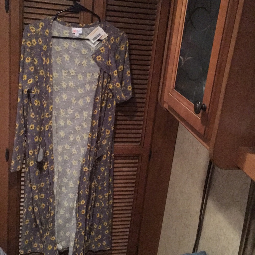 LuLaRoe Large Sarah cardigan